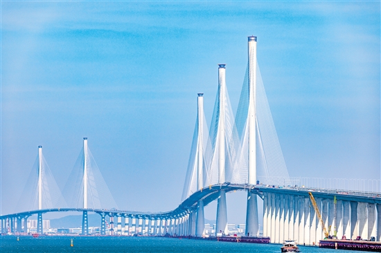 5座主塔猶如“定海神針”。