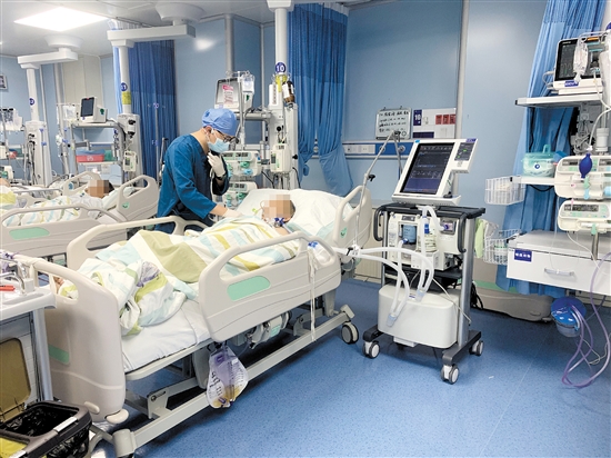 急診ICU里多是疑難雜癥患者。