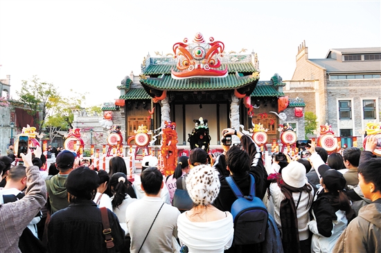 黃茅?？绾Ｍǖ篱_通后，赤坎華僑古鎮(zhèn)人氣更旺了。