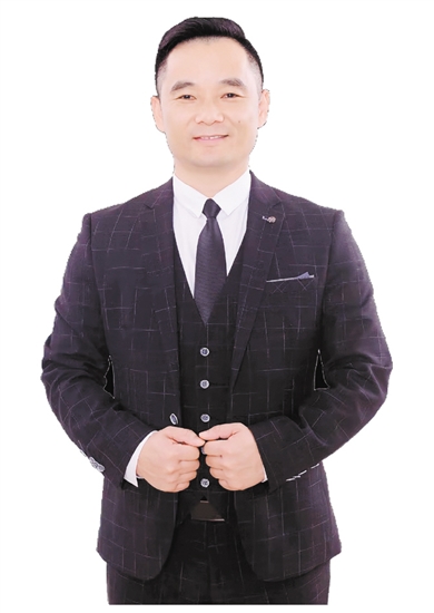 江門市青年創(chuàng)業(yè)協(xié)會會長、廣東小二街便利店