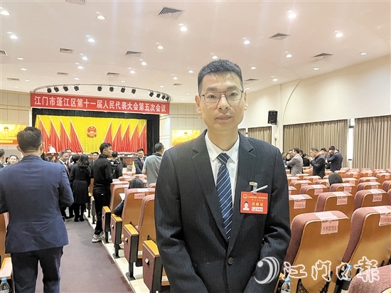 蓬江區(qū)人大代表、江門市理想家社會(huì)工作綜合服務(wù)中心法人兼總干事林嘉超