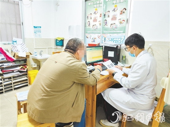 開平市將15家基層醫(yī)療機(jī)構(gòu)并聯(lián)入網(wǎng)，實(shí)現(xiàn)全市區(qū)域醫(yī)共體心電、影像診斷的資源共享和檢查檢驗(yàn)結(jié)果互認(rèn)共享，初步形成了“基層檢查+縣級(jí)診斷”的診療格局。