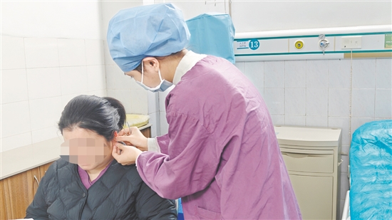 中西醫(yī)聯(lián)合治療具有顯著優(yōu)勢(shì)。