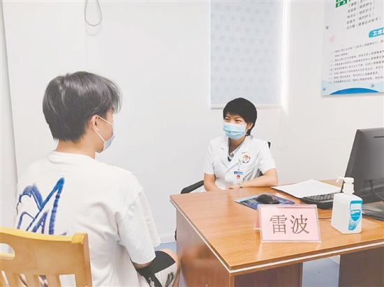 反復的軀體癥狀可能是情緒導致的。