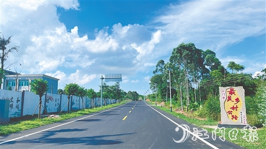鶴山市精心打造了“綠色康養(yǎng)X524明靖線”等一批美麗農(nóng)村公路。