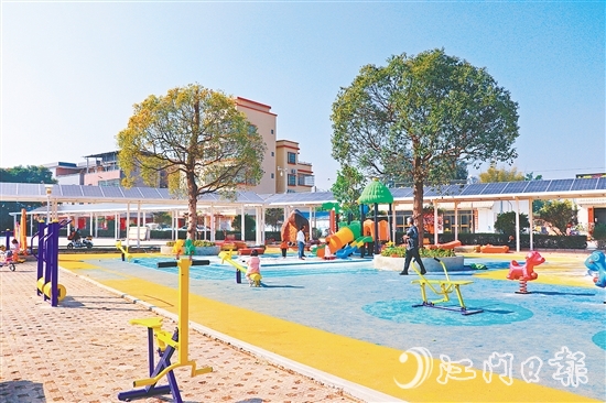 改造后的東成誠(chéng)信文化廣場(chǎng)。