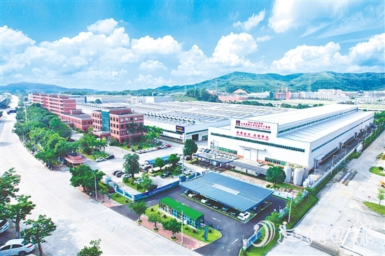 海鴻電氣以匠心堅守，書寫中國節(jié)能變壓器領(lǐng)域的創(chuàng)新傳奇。