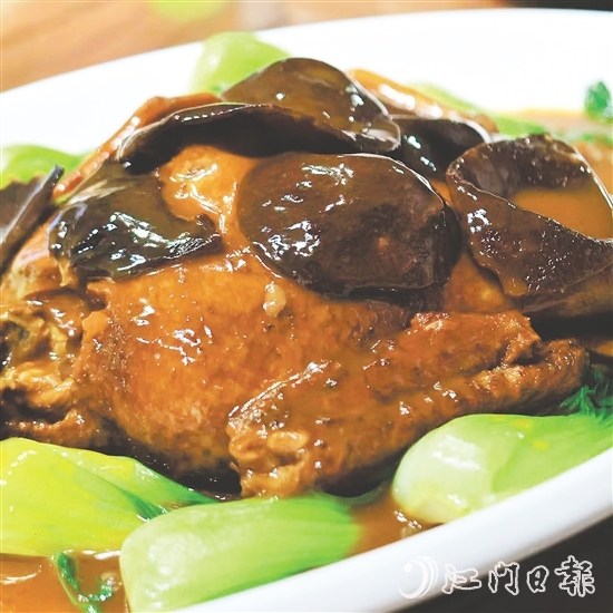 陳皮扒水鴨酥香軟糯。