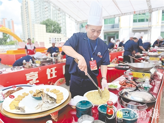 賽事邀請來自香港、澳門、順德、臺山的12支隊伍參加，四地廚師共同開啟一場美味與匠心的盛宴。
