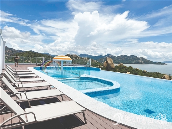 那琴半島地質海洋公園打造二期酒店，增加無邊泳池等設施。