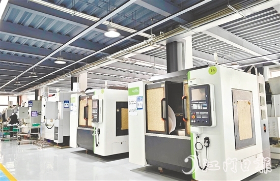 永錮電子生產(chǎn)車間。