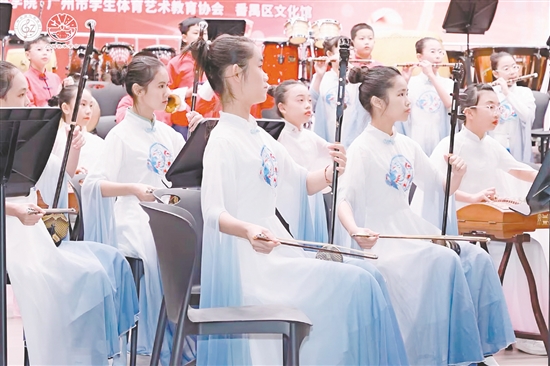 臺山市新寧小學民樂團在各級比賽中屢獲佳績。