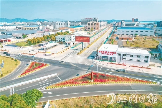 恩平工業(yè)園發(fā)展迅速，大槐集聚區(qū)成為恩平市智能裝備制造業(yè)發(fā)展的核心區(qū)。