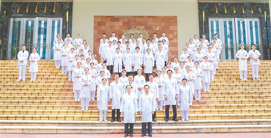 呼吸與危重癥醫(yī)學(xué)科守護百姓的一呼一吸。