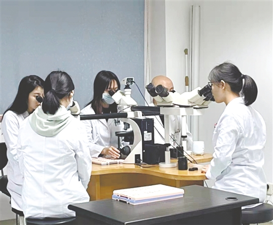 病理科取得國家級認證。