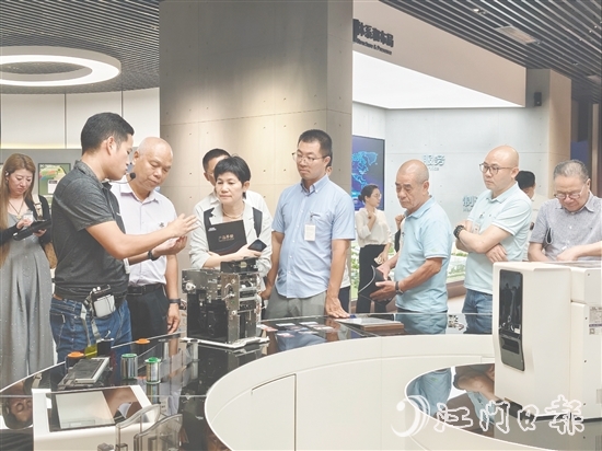 根據企業(yè)需求，江海區(qū)企業(yè)發(fā)展服務中心協(xié)助企業(yè)供應商來江?？疾?。