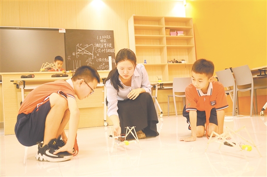 助力學生逐夢科學的梁婉嫻。