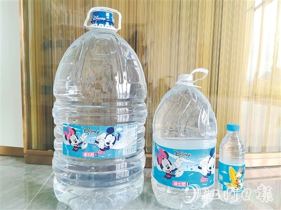 迪士尼向恩州山泉水授權(quán)旗下28個(gè)IP形象，用于產(chǎn)品包裝和水廠空間設(shè)計(jì)。