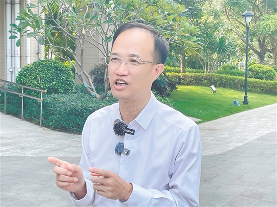 廣東省疾病預(yù)防控制中心首席科學(xué)家何劍峰解讀當(dāng)前疫情防控重點(diǎn)。