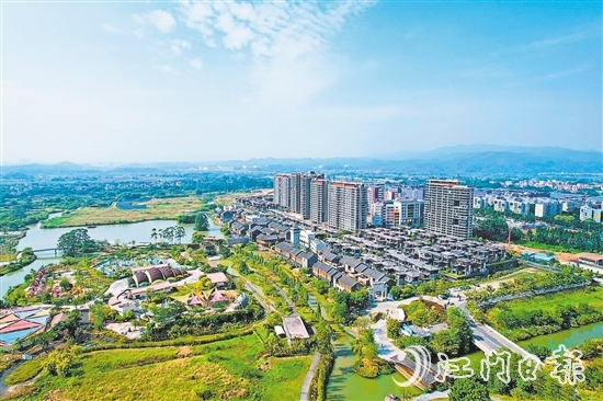 古勞鎮(zhèn)雙橋村對(duì)接華僑城古勞水鄉(xiāng)景區(qū)發(fā)展魚耕農(nóng)旅項(xiàng)目，助力鄉(xiāng)村發(fā)展。麥和幸