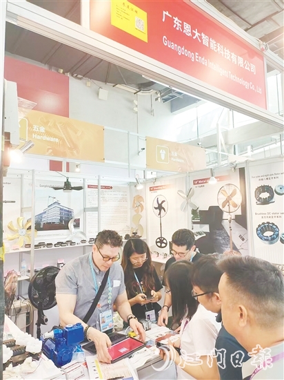 “恩平造”實(shí)力圈粉世界各地客商。