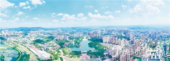 鶴山城區(qū)新貌。