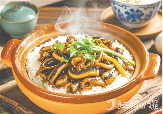 用臺(tái)山大米制作的煲仔飯別有一番風(fēng)味。