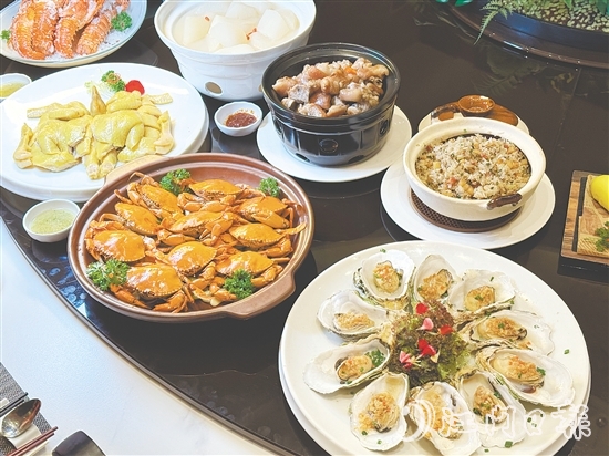 臺山餐飲企業(yè)結(jié)合十五運會賽事，特意推出臺山“鄉(xiāng)味家宴”菜式。