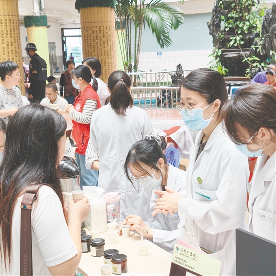 嶺南膏方得到市民青睞。