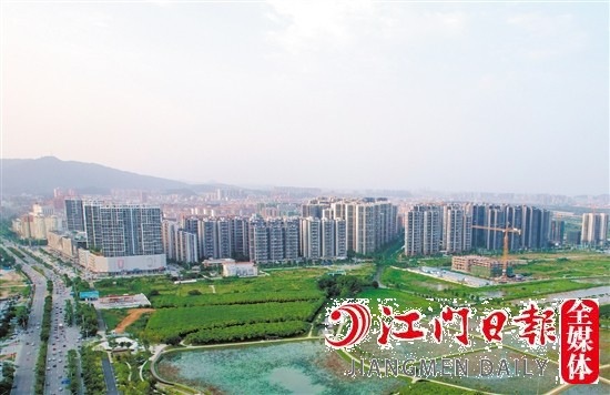 美吉特購(gòu)物廣場(chǎng)周邊有眾多樓盤。