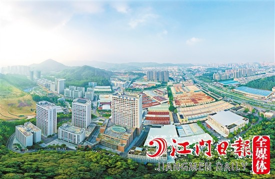 蓬江區(qū)群星村后門山工業(yè)區(qū)鳥(niǎo)瞰圖。