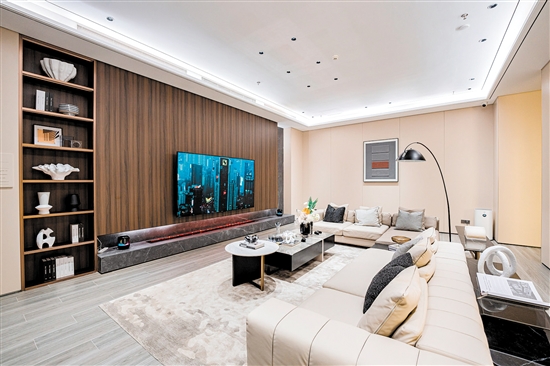 在華為智能生活館，消費(fèi)者能體驗到完整的華為智能家居。