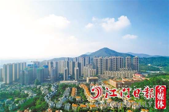 業(yè)內(nèi)人士展望明年樓市“春暖花開”。