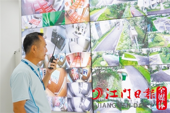 碧桂園·濱江天元小區(qū)的智能實時監(jiān)控系統(tǒng)大屏。