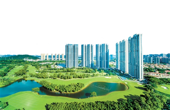 越來越宜居的江門吸引了許多僑胞回鄉(xiāng)置業(yè)。