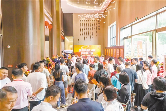 今年5月，房企舉辦營(yíng)銷活動(dòng)吸引許多消費(fèi)者目光。