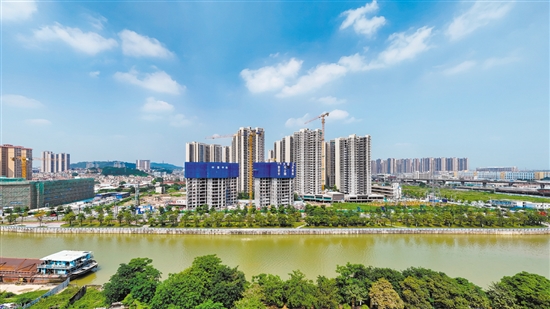 今年以來，不少樓盤推出第四代住宅。