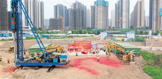 盛匯天際二期動(dòng)工現(xiàn)場(chǎng)。