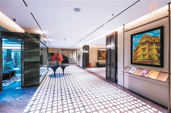 怡?！し逅C下沉式會(huì)所庭院實(shí)景圖。