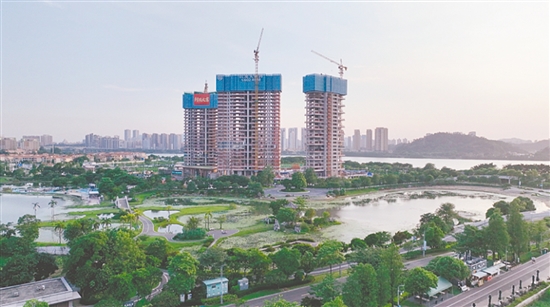 江發(fā)·天御灣景觀資源出色。