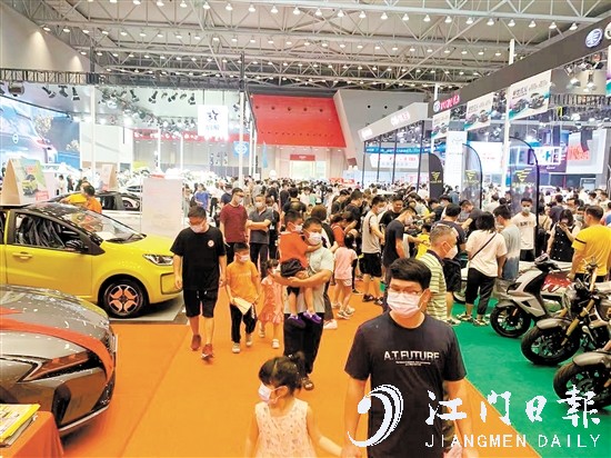 三天下來，車展現(xiàn)場人氣“爆棚”。