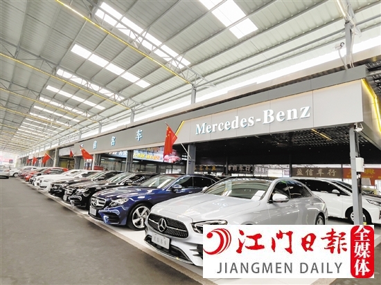 政策出臺(tái)后，不少二手豪車應(yīng)聲降價(jià)。