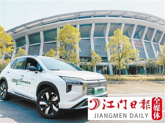 阿圖柯外觀硬朗前衛(wèi)。