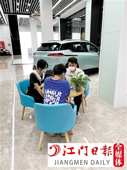 今年以來，消費者購買新能源汽車熱情高漲。