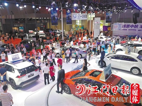 十年來，江門車展檔次越來越高。