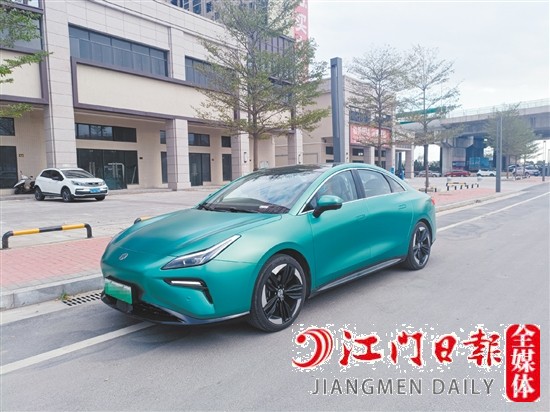 合創(chuàng)A06外觀時(shí)尚動(dòng)感。