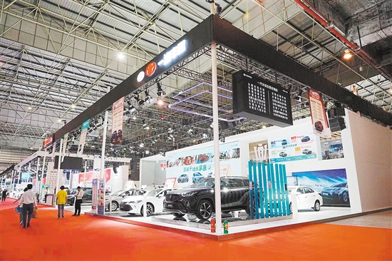 中秋國(guó)慶車展期間，一汽豐田雙層特技展具將亮相。